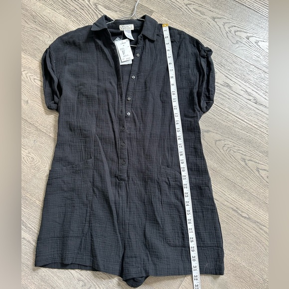 BNWT gauze romper - Picture 6 of 8
